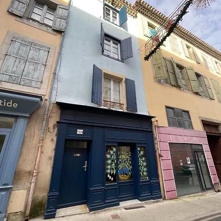 La Maison Des Chapeliers *